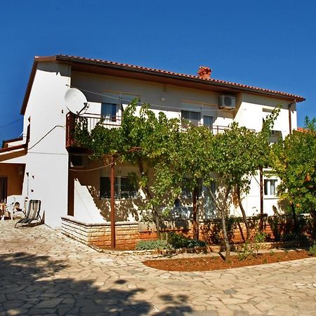 Apartment Valentina Ližnjan Eksteriør bilde