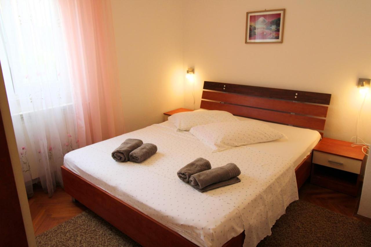 Apartment Valentina Ližnjan Eksteriør bilde