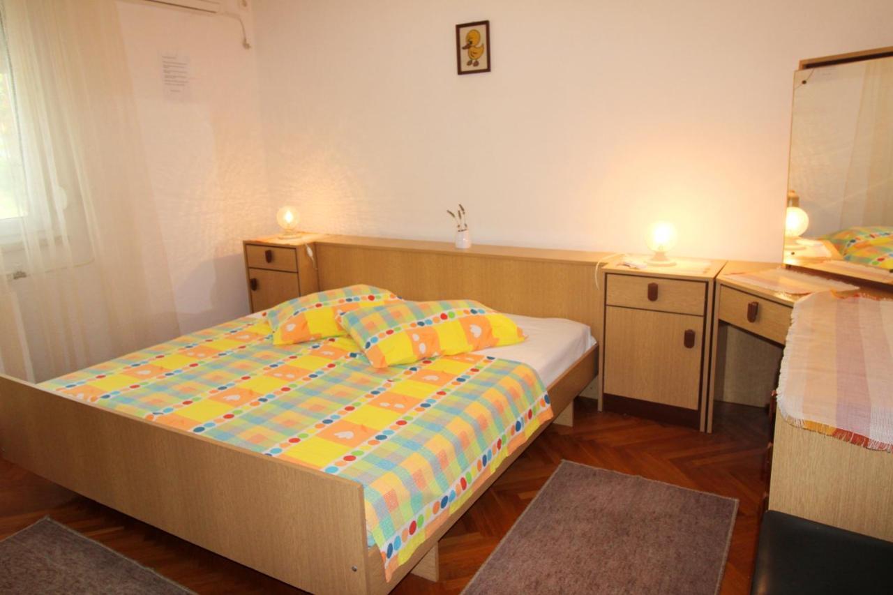 Apartment Valentina Ližnjan Eksteriør bilde