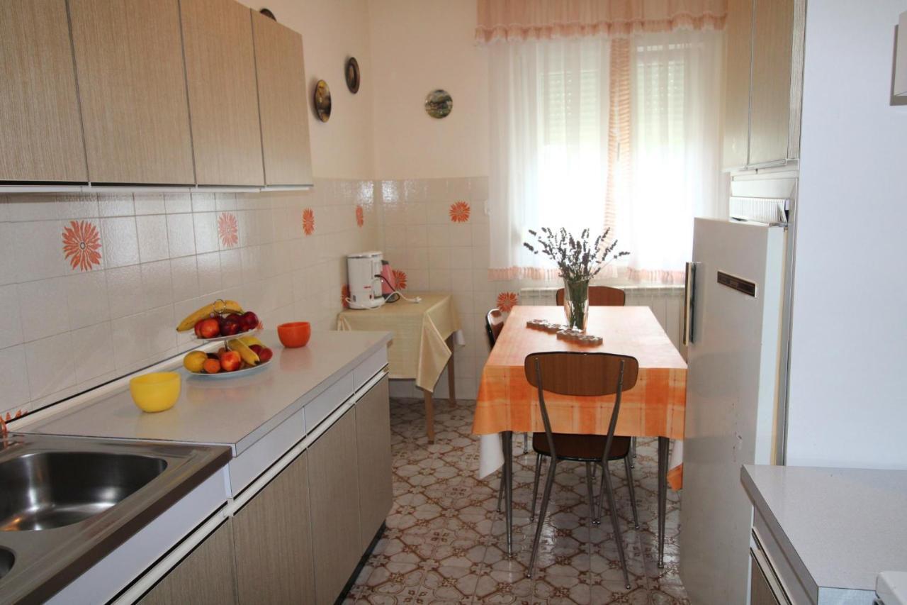 Apartment Valentina Ližnjan Eksteriør bilde